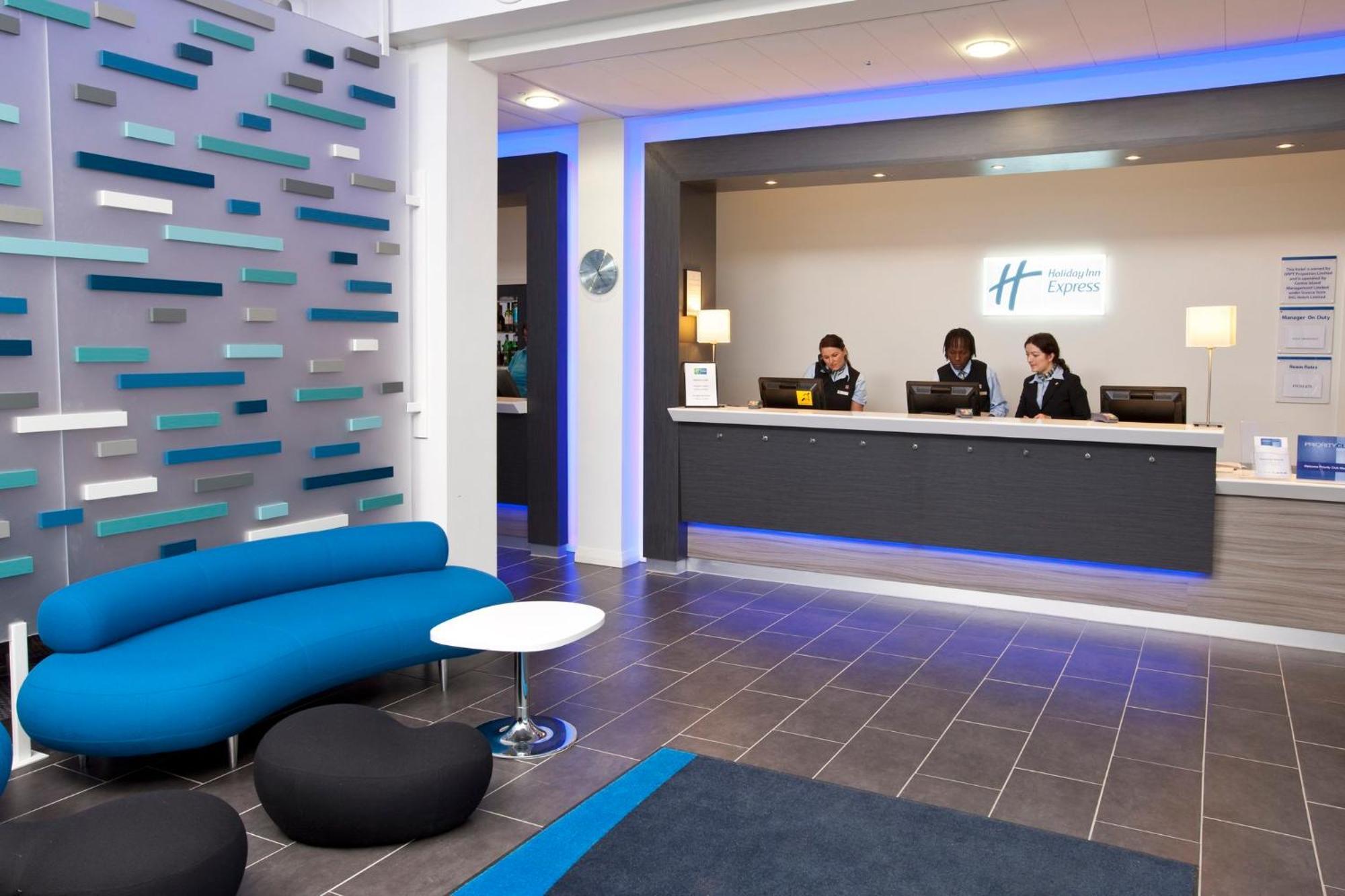 Express Centre Arena By Ihg Hotel